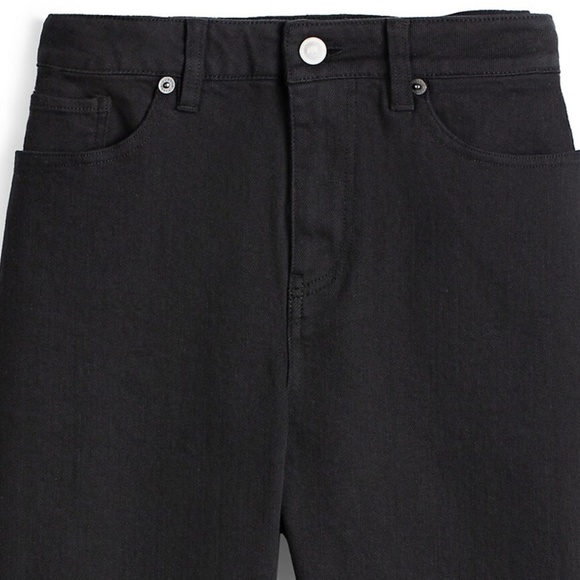 NWT 🦋 Deep Black Denim Shorts | Size: 6 - Picture 9 of 11